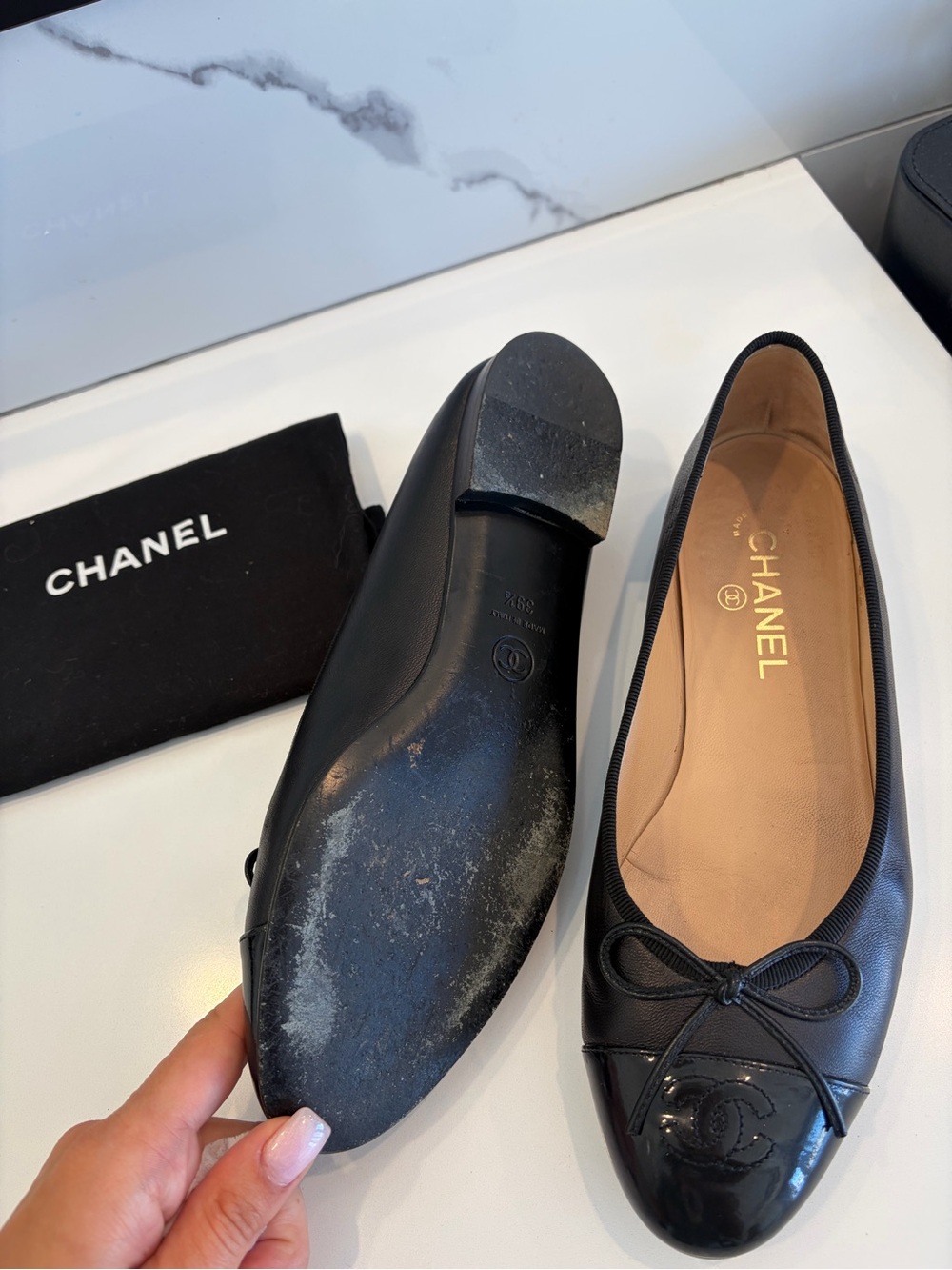 CHANEL Black Leather Cap-Toe Bow Ballet Flats - Picture 3 of 8